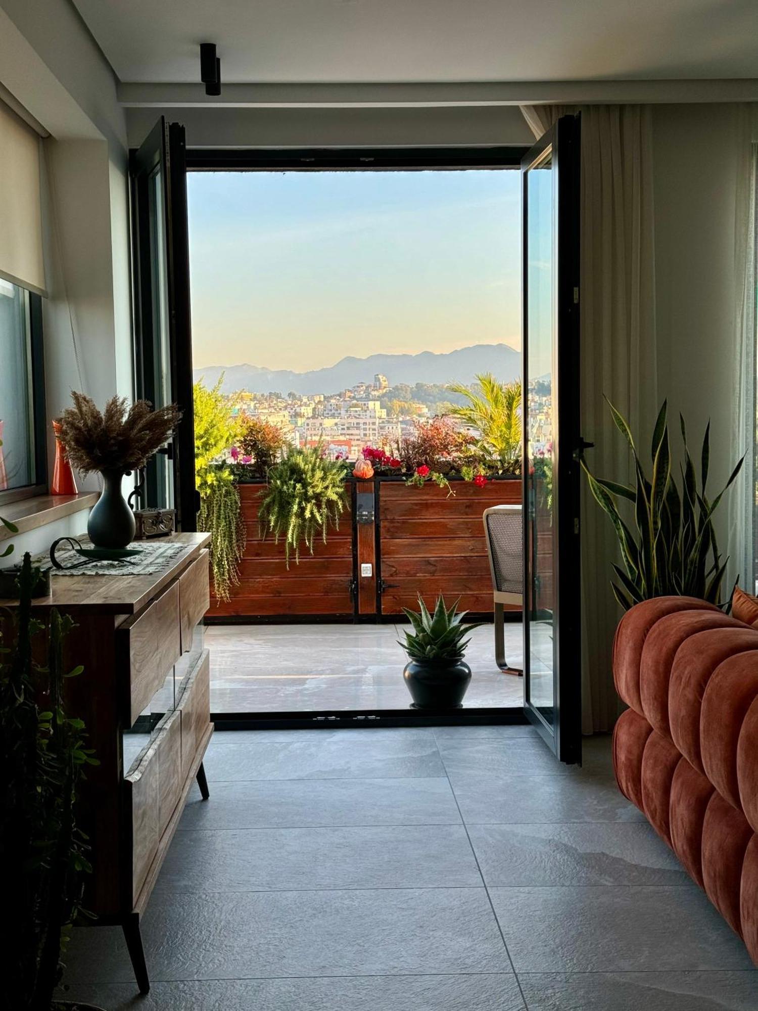 "Superattico" - Central Tirana Gorgeous Penthouse, Free Parking Екстер'єр фото